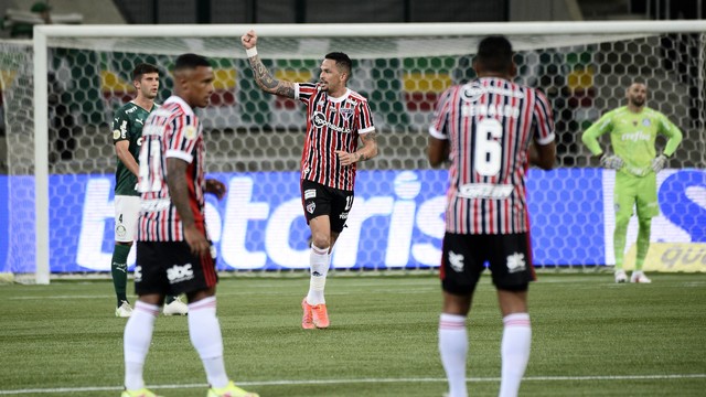 Gol de Luciano em Palmeiras x São Paulo