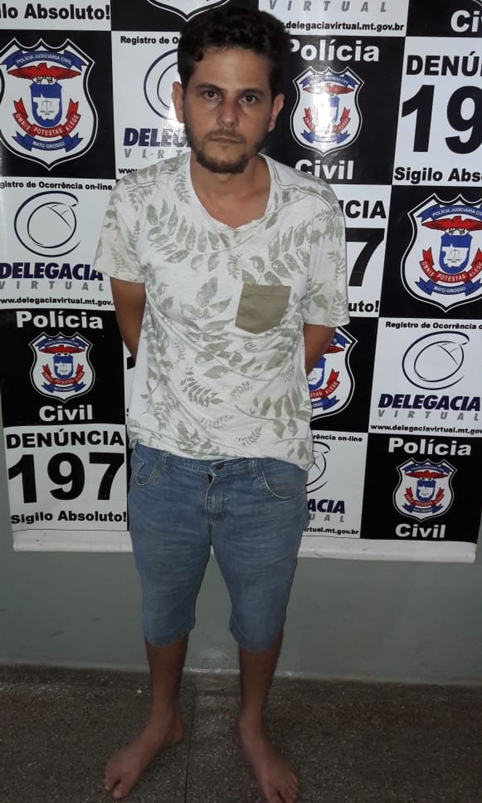 Juney Bonaido de Souza foi preso suspeito de mandar roubar a ex-mulher para que ela reatasse o relacionamento com ele em RondonÃ³polis â Foto: PolÃ­cia Civil de Mato Grosso/Assessoria