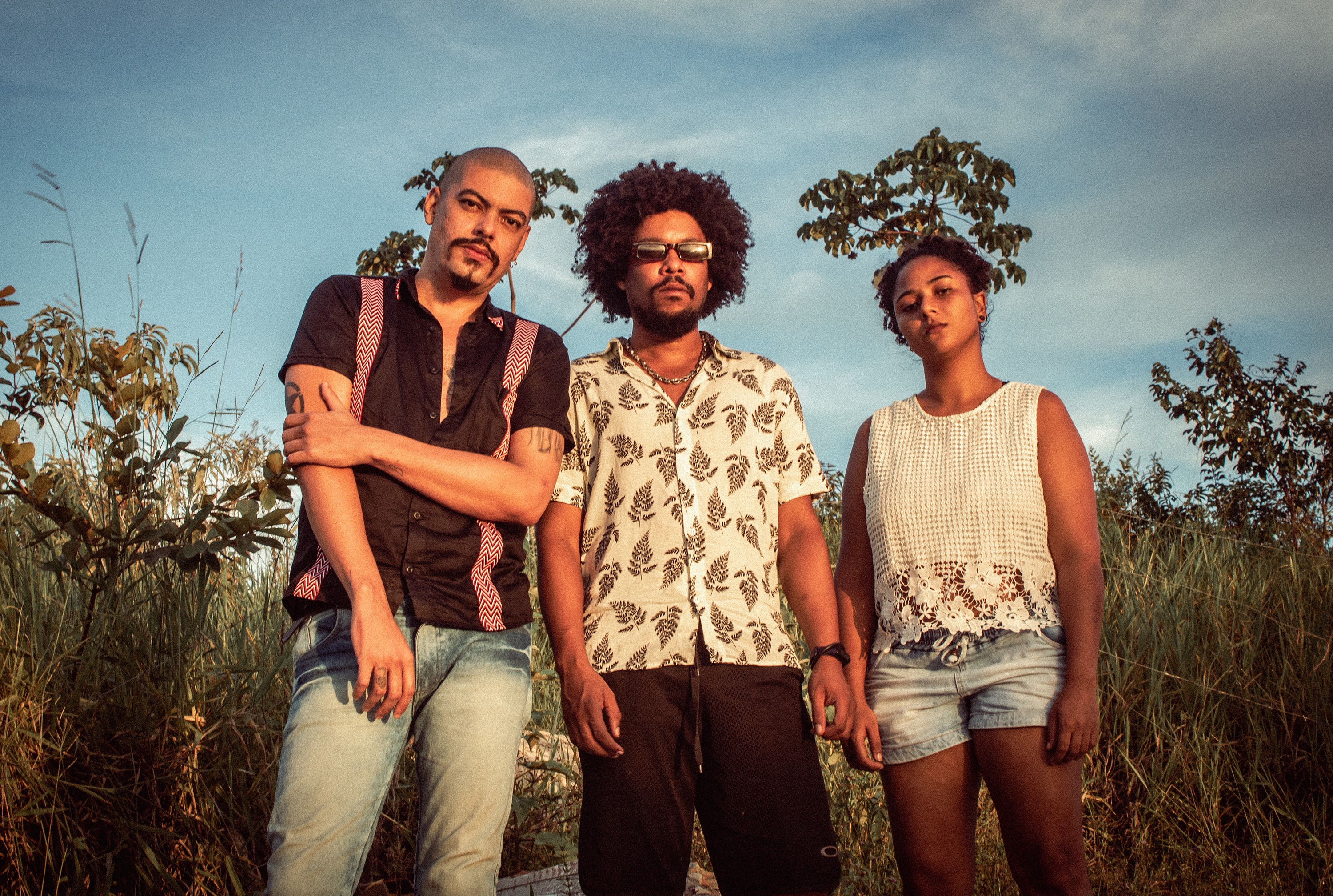 Banda Alumã extrai 'Ouro negro' do  interior da Bahia, na batida do rock, em EP autoral