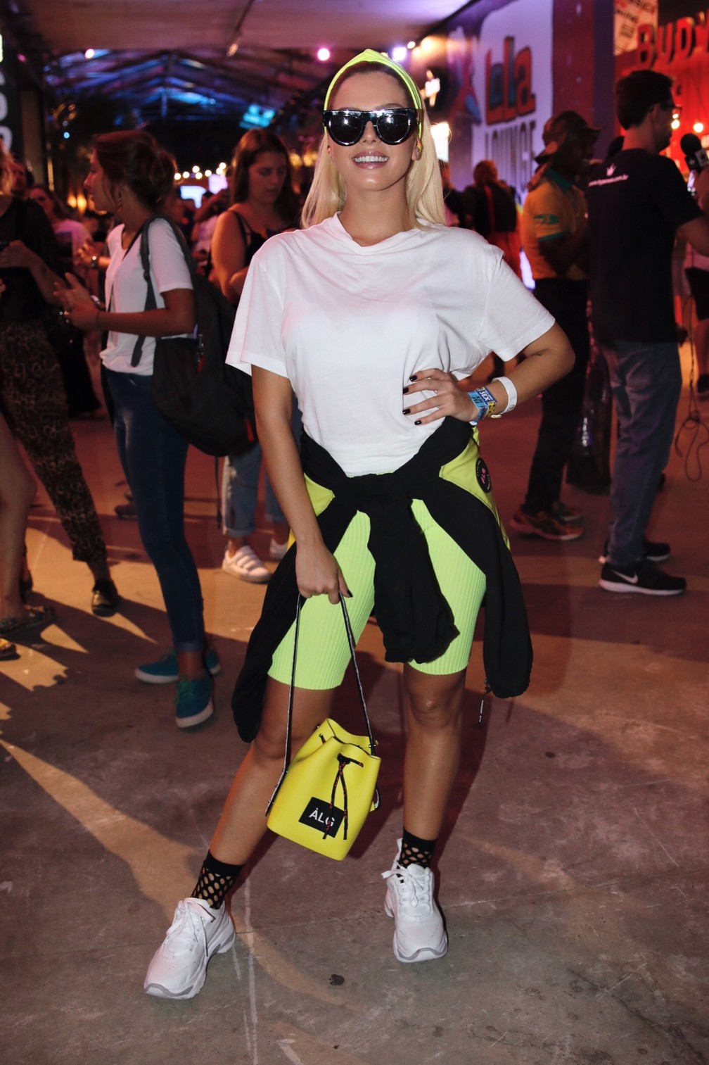 Look da atriz Giovanna Lancellotti no Lollapalooza 2019 — Foto: Celso Tavares/G1