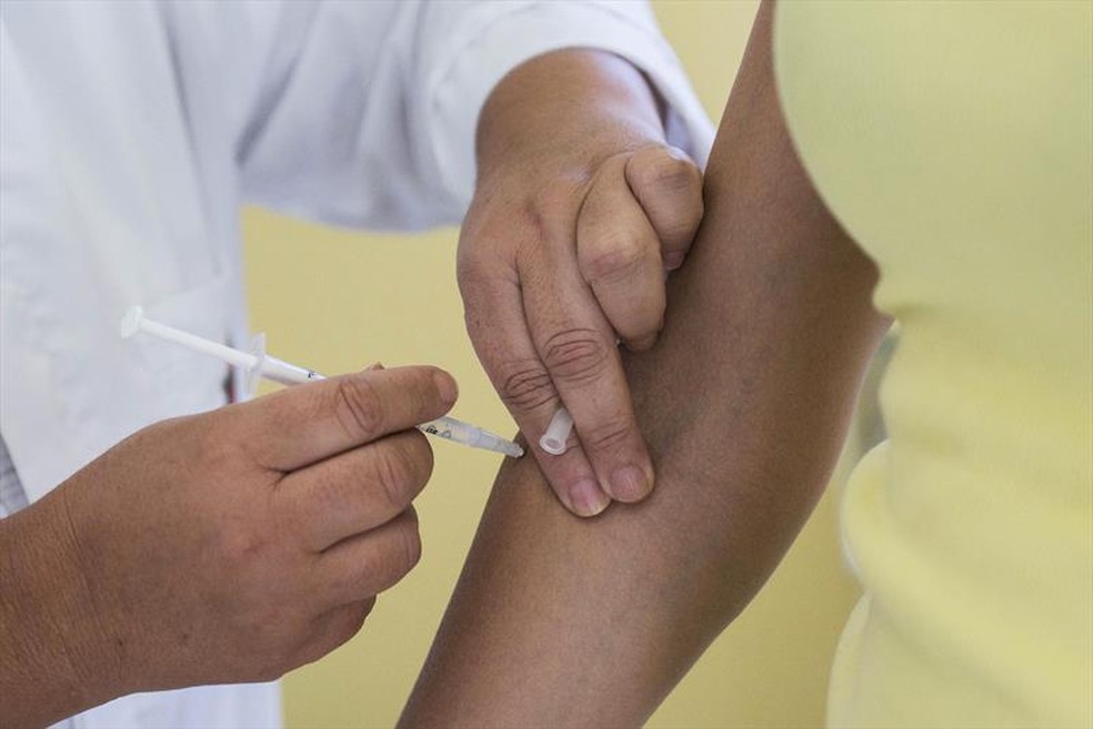 Vacinação contra zika é uma das prioridades da pesquisa do estudante  — Foto: Valdecir Galor/SMCS