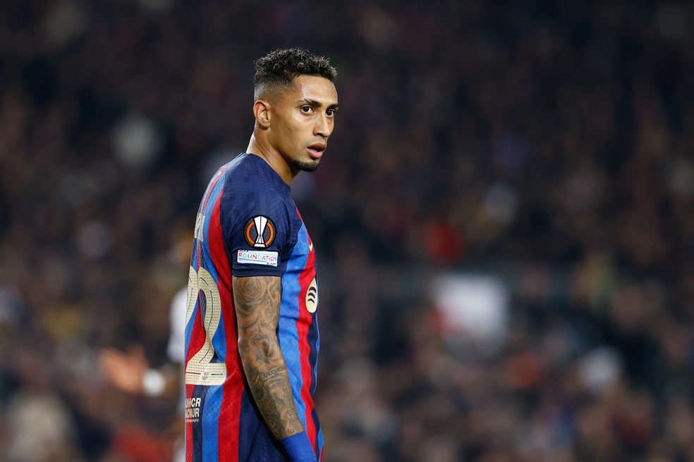 Raphinha foi um dos destaques do primeiro jogo entre Barcelona e Manchester United — Foto: Oscar J. Barroso/Europa Press via Getty Images