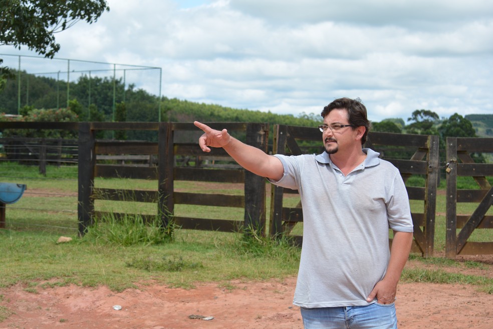 Fernando Palazzi, administrador de uma das fazendas da área rural de Pedra Bela, que dá bom exemplo (Foto: Carlos Alciati Neto/G1)