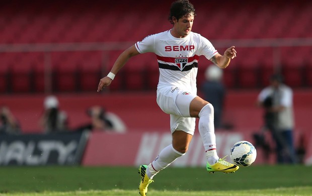 Cereto elogia trio do São Paulo e  diz que clube é candidato ao título