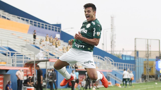 Gabriel Menino fez o primeiro do Palmeiras contra o Delfín