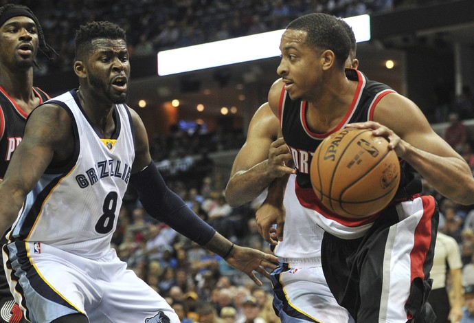 C.J. Collum fez 37 pontos na vitória dos Blazers sobre os Grizzlies (Foto: Reuters/Justin Ford-USA TODAY Sports)