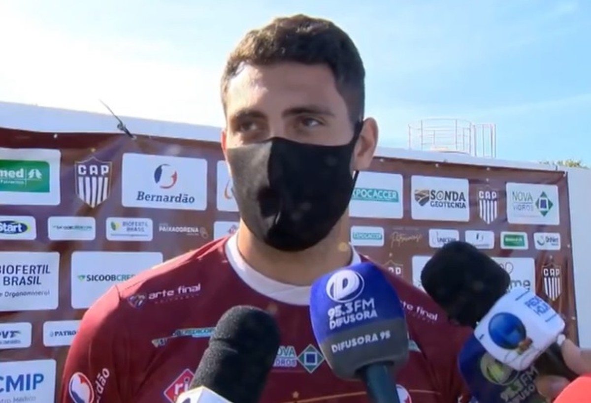 Primo de Dimba, atacante que leva mesmo apelido é aposta de gols do ...