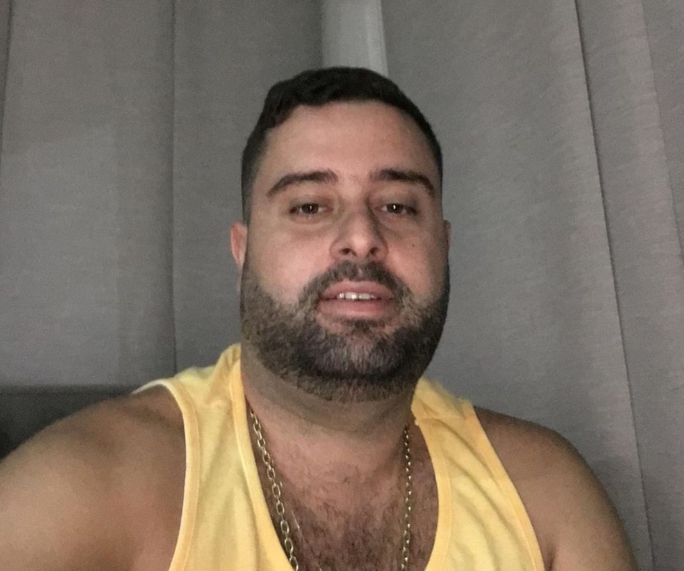 Fábio Lemos foi morto a tiros no Centro de Cabo Frio — Foto: Reprodução/Facebook