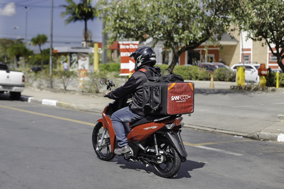 Delivery contaminado? Conheça o SanFOOD para higienizar entregas — Foto: SanUV