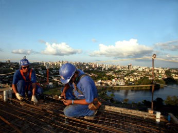 Setor da construção civil teve o pior desempenho de novembro (Foto: Gilson Abreu/Fiep)