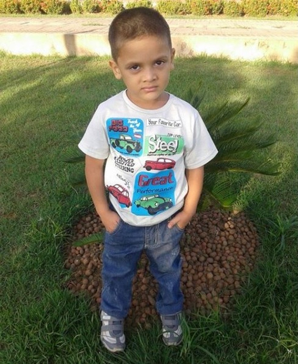 Rhuan Maicon tinha quatro anos quando saiu do Acre com a mãe, segundo avô — Foto: Arquivo da família