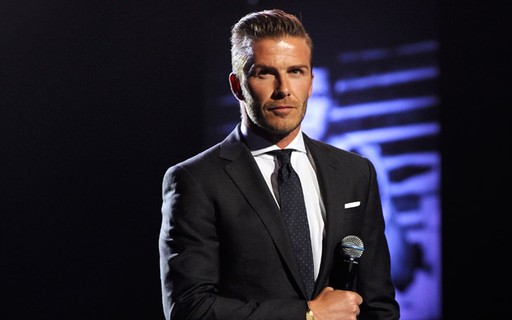 David Beckham é Eleito O Homem De Terno Mais Sexy Do Mundo Gq Estilo 5252