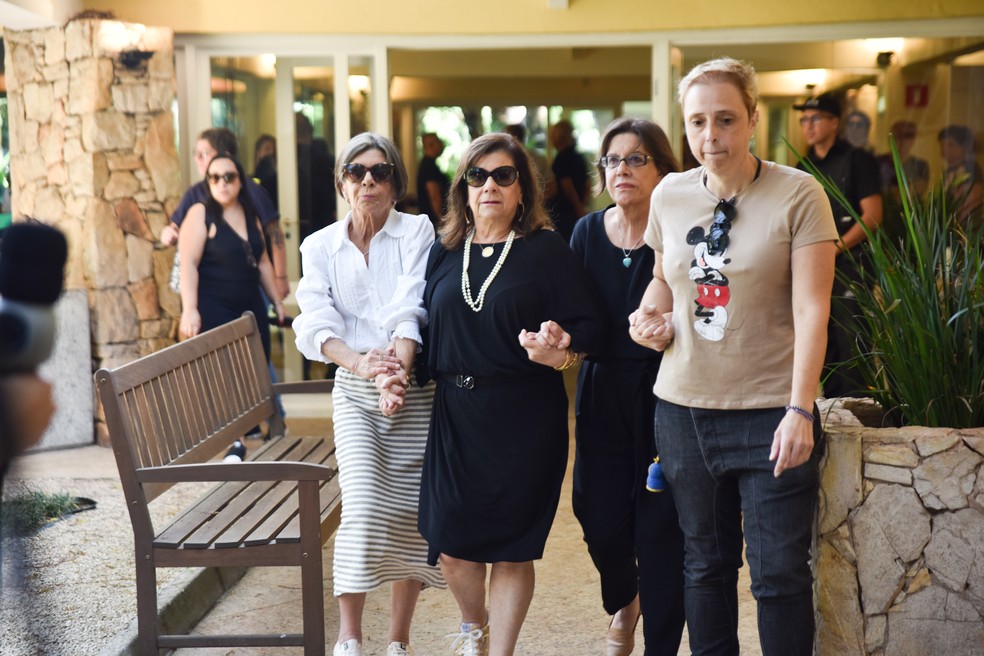 Nanci, Tânia e Sandra, filhas de Palmirinha Onofre — Foto: Leo Franco e Van Campos/Agnews