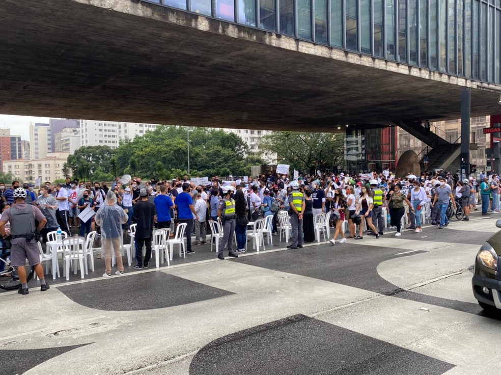 Protesto no Vão Livre do Masp nesta terça-feira (2), na Avenida Paulista, Centro da capital paulista. — Foto: Abraão Cruz/TV Globo 