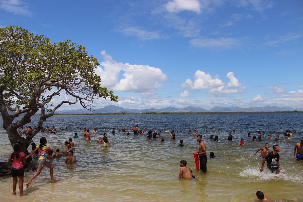 Celebra&ccedil;&atilde;o aconteceu no Lago Caracaran&atilde;, terra sagrada para os povos ind&iacute;genas &mdash; Foto: Samantha Rufino/g1 RR