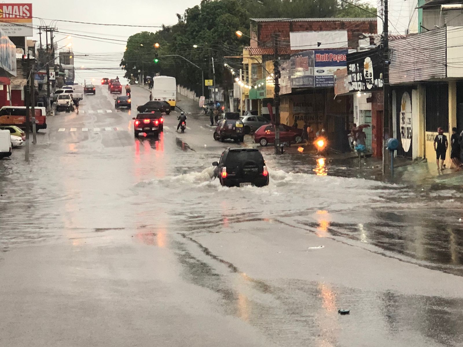 Chuva causa transtornos em Natal, Mossoró e outras cidades do RN