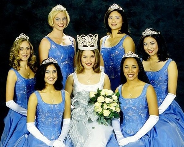 Sophia Bush e outras concorrentes (Foto: Reprodução)