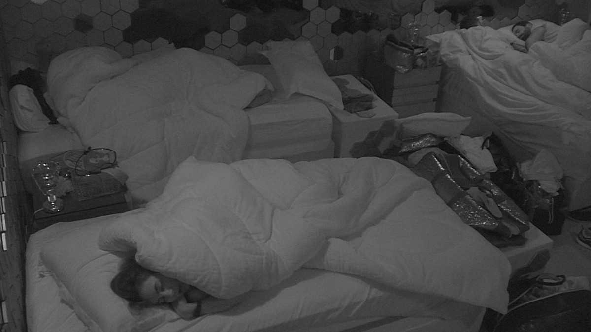 No Quarto Ouro todos os participantes continuam dormindo ...