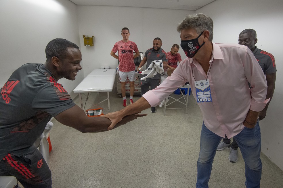 Renato Gaúcho no vestiário do Flamengo antes da partida contra a Chape — Foto: Alexandre Vidal/Flamengo