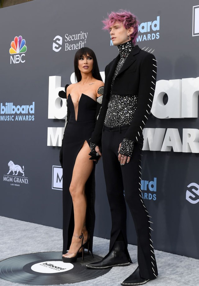 LAS VEGAS, NEVADA - MAY 15: Megan Fox and Machine Gun Kelly attend the 2022 Billboard Music Awards at MGM Grand Garden Arena on May 15, 2022 in Las Vegas, Nevada. (Photo by Bryan Steffy/WireImage) (Foto: WireImage)