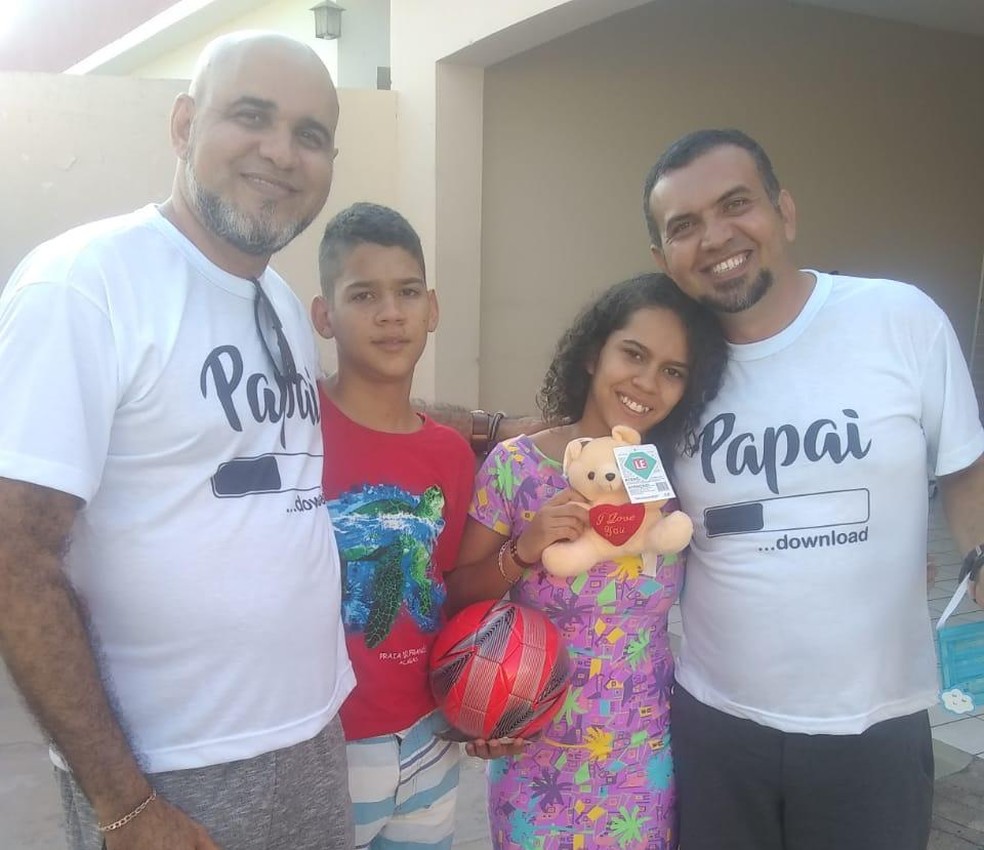 Família de Ronaldo e Edilson — Foto: Arquivo pessoal/ Edilson Lins
