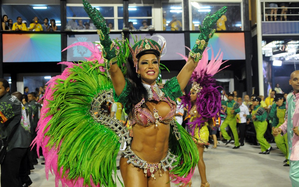 Rainha da Mangueira, Gracyanne Barbosa — Foto: Alexandre Durão/ G1