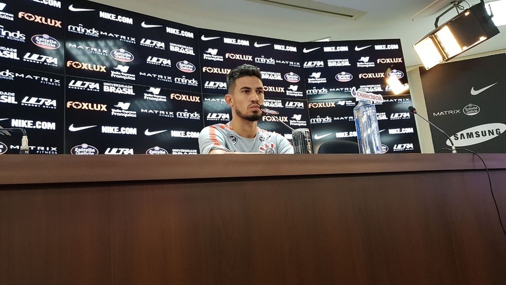 Pedro Henrique não teme disputa na zaga do Corinthians: 