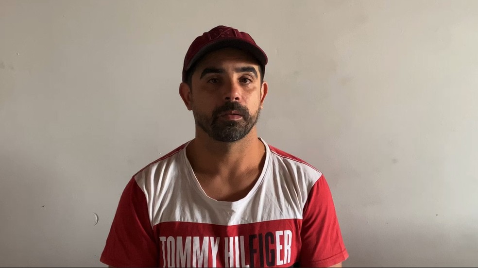 Alexandro de Oliveira Gamar é um dos 48 sobreviventes de um grave acidente envolvendo ônibus de viagem  — Foto: Reprodução RPC 