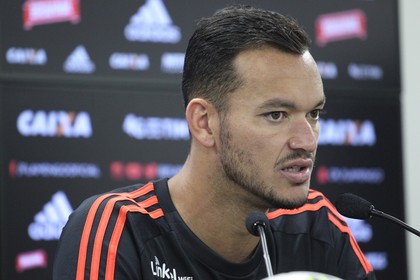 Réver deixa ansiedade para a torcida e diz que entrar no STJD virou moda