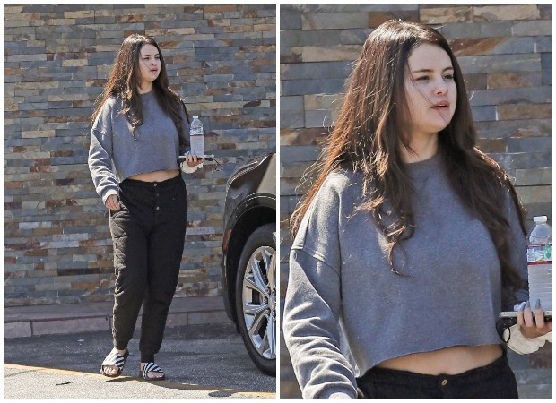 Selena Gomez mostra beleza natural após almoço em Los Angeles