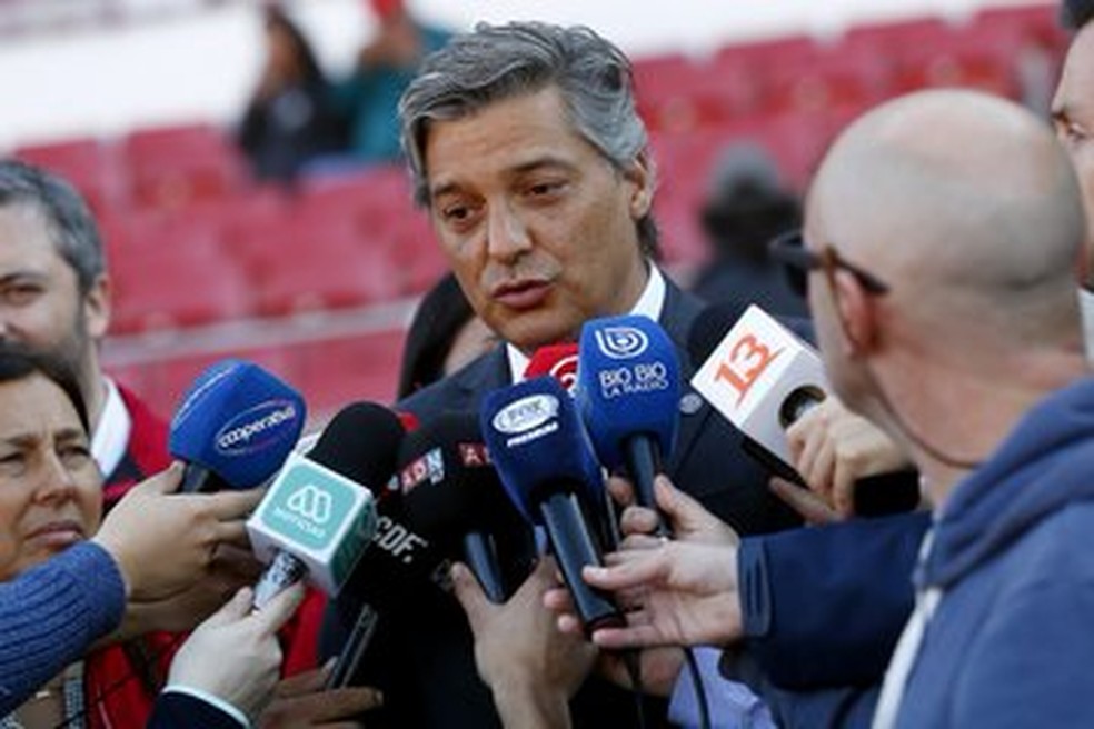 Sebasti&aacute;n Romero em entrevista coletiva recente no est&aacute;dio Nacional &mdash; Foto: Divulga&ccedil;&atilde;o ANFP