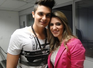 Luan Santana e Jade Magalhães (Foto: Domingão do Faustão / TV Globo)