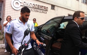 [COPA 2014] Mesmo liberado pelos médicos, Hulk deve ficar no banco contra o México