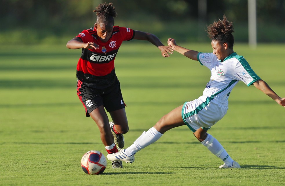 Thalita em ação no Flamengo x Cabofriense — Foto: Gilvan de Souza/Flamengo