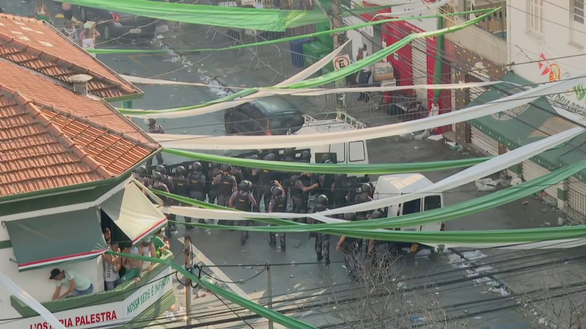 Após a derrota do Palmeiras no Mundial, uma pessoa é baleada no entorno do Allianz Parque, diz PM