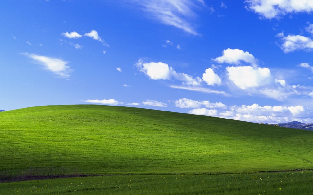 Papel de parede 'Bliss' ficou famoso no Windows XP — Foto: Reprodução