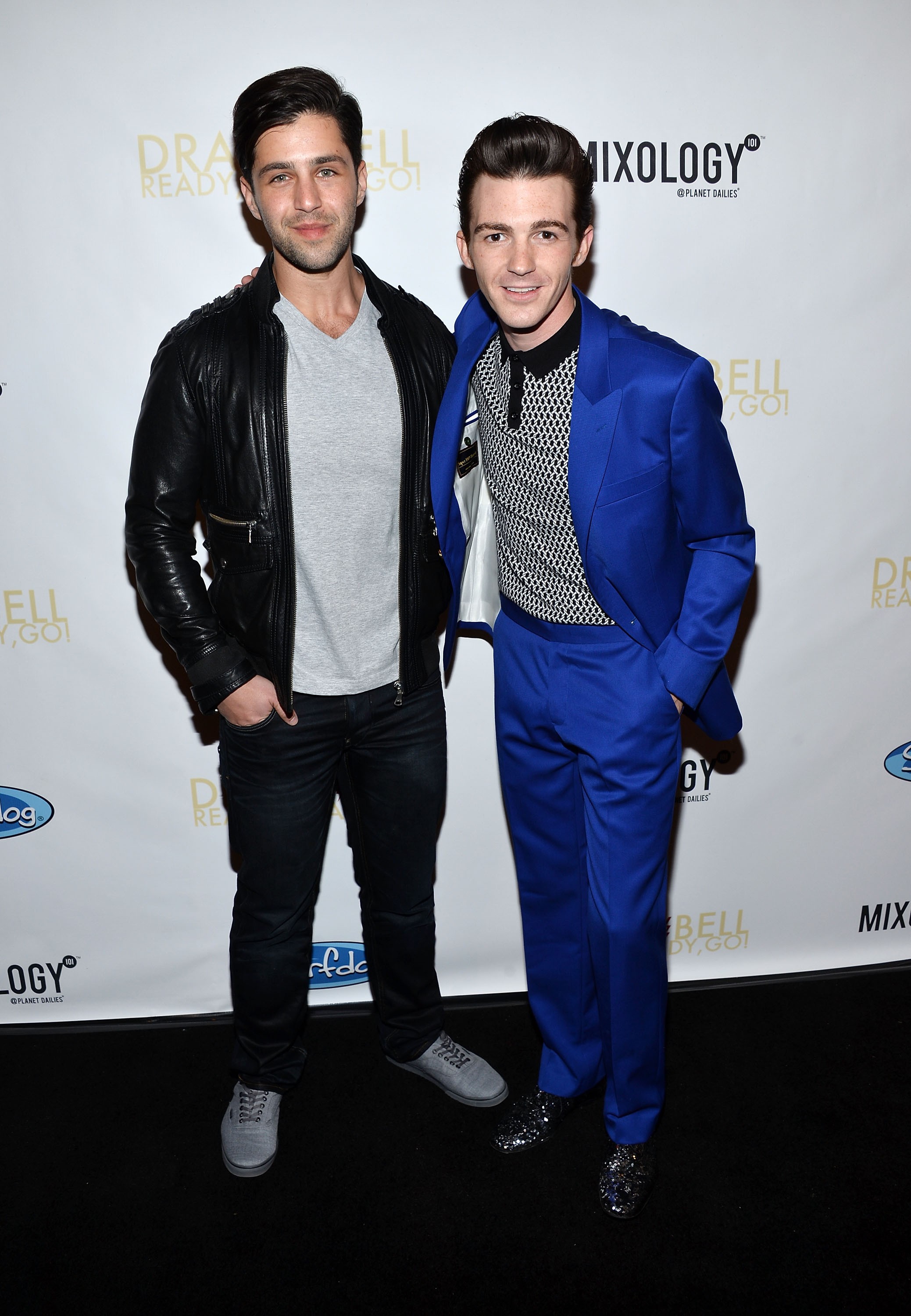LOS ANGELES, CA - APRIL 17:  Actors Josh Peck (L) and Drake Bell arrive at Drake Bell's "Ready Steady Go!" album release party at Mixology101 & Planet Dailies on April 17, 2014 in Los Angeles, California.  (Photo by Amanda Edwards/WireImage) (Foto: WireImage)