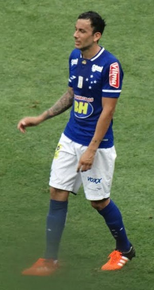 Ariel Cabral, meia do Cruzeiro (Foto: Gabriel Duarte/GloboEsporte.com)