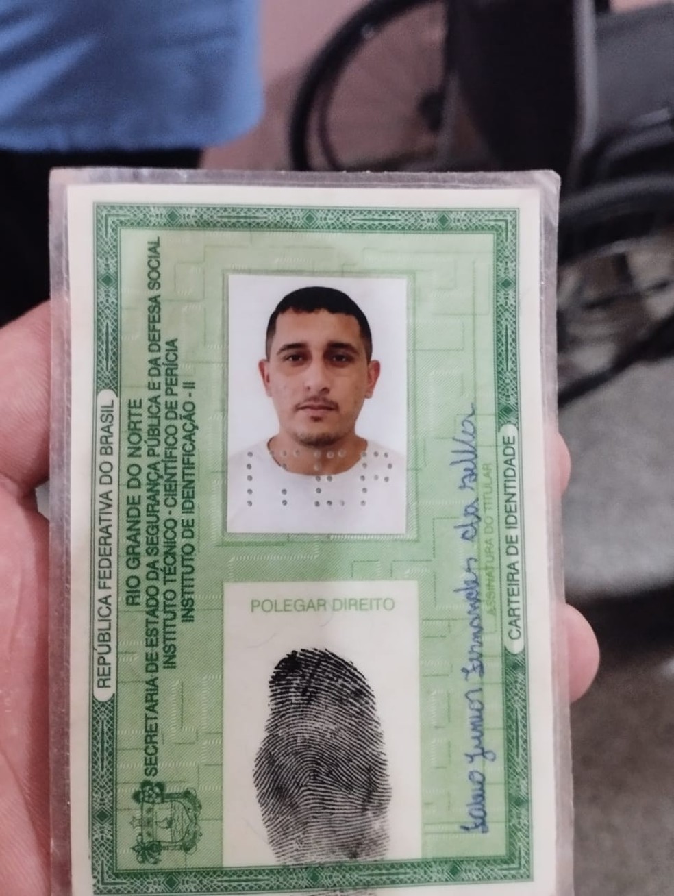 Fábio Júnior tinha 19 anos de idade e foi morto em casa — Foto: Divulgação