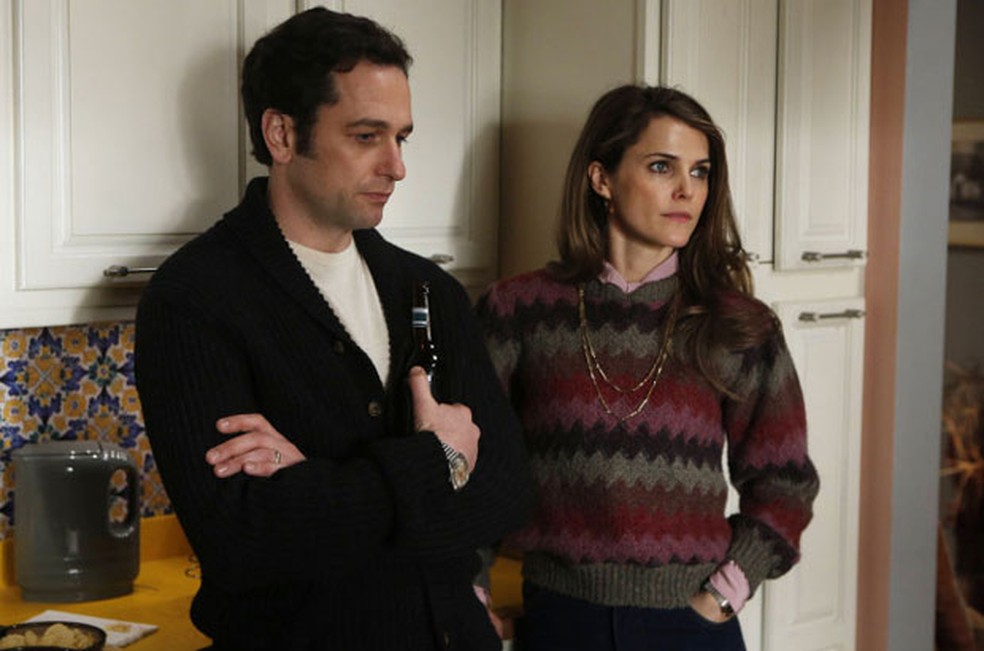 Matthew Rhys e Keri Russell em cena da série 'The Americans'  — Foto: Divulgação