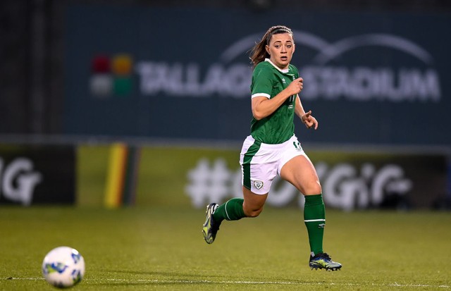 Dublin , Ireland - 8 April 2021; Katie McCabe of Republic of Ireland during the women's international friendly match between Republic of Ireland and Denmark at Tallaght Stadium in Dublin. (Photo By Stephen McCarthy/Sportsfile via Getty Images) (Foto: Sportsfile via Getty Images)