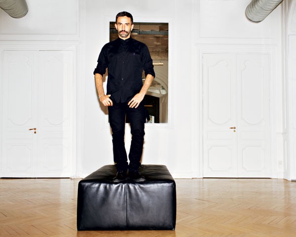 Depois de 12 anos, Riccardo Tisci deixa a direção criativa da Givenchy (Foto: Divulgação)