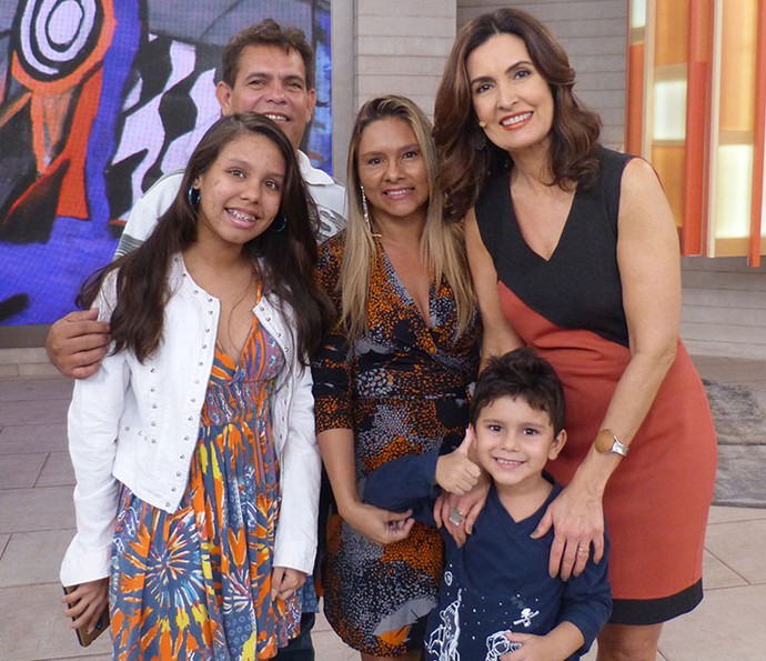 Todo amor e carinho dos parceiros do programa  (Foto: Vinícius Cunha/Gshow)