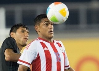 Demora e impasse fazem Grêmio recuar em negócio por Colmán