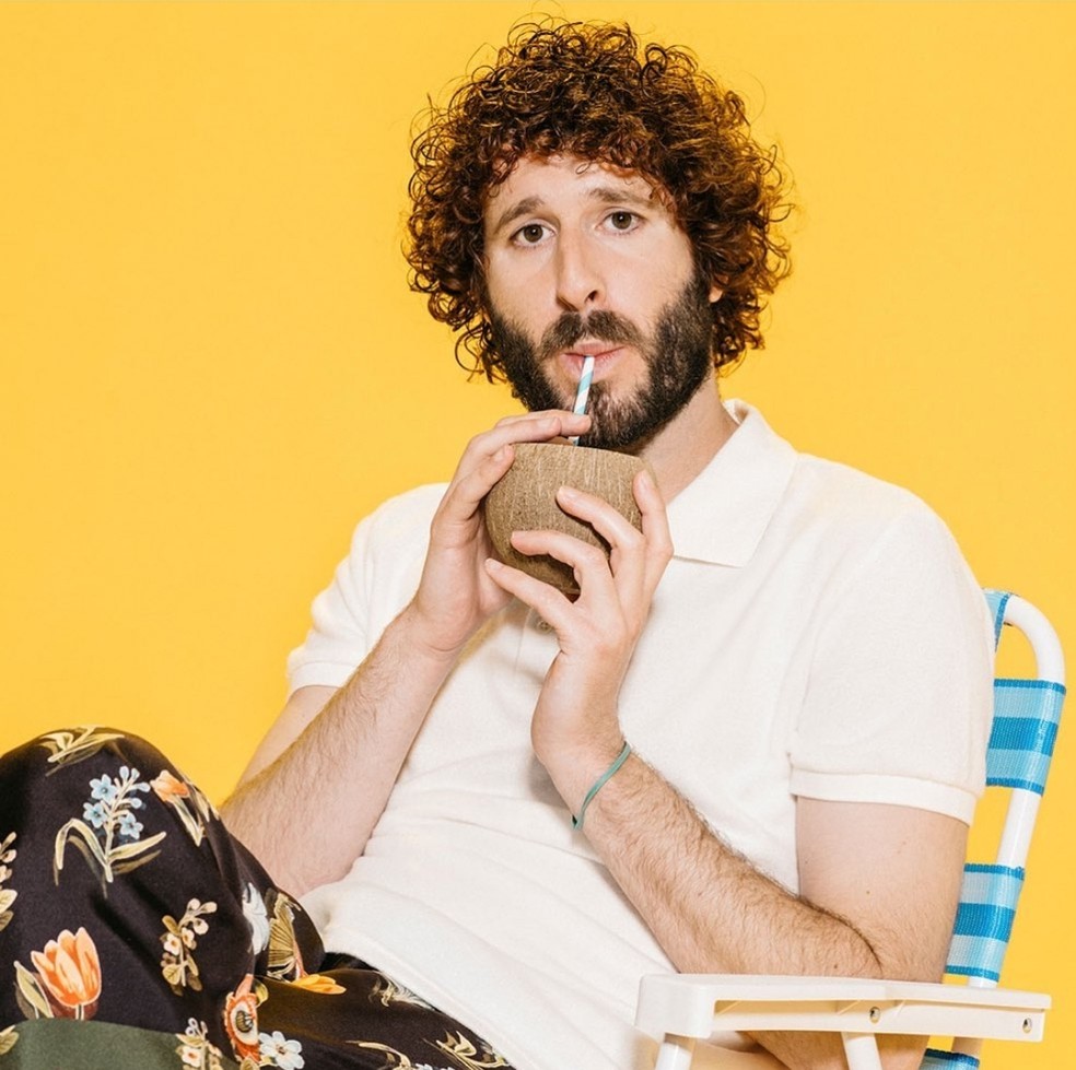 O ator e rapper Lil Dicky — Foto: Instagram