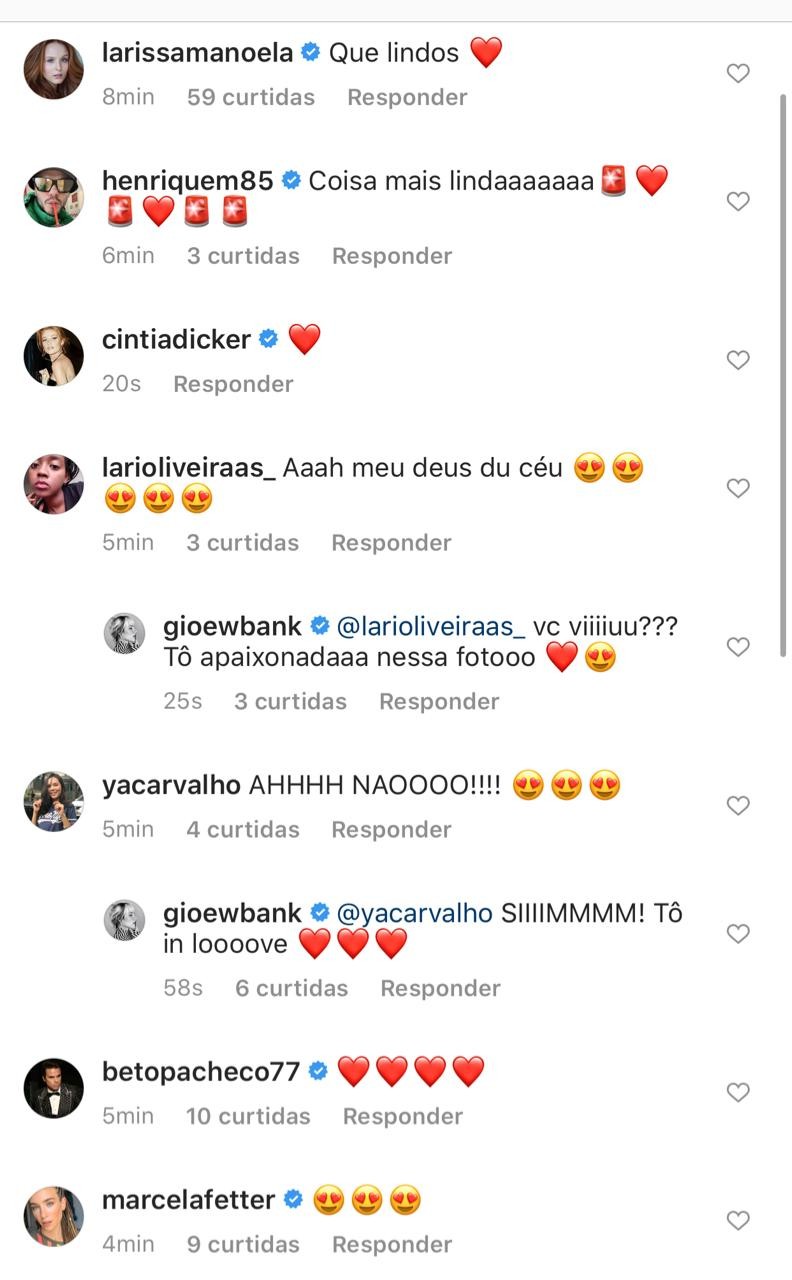 Giovanna Ewbank e Bruno Gagliasso recebem carinho em foto (Foto: Reprodução/Instagram)