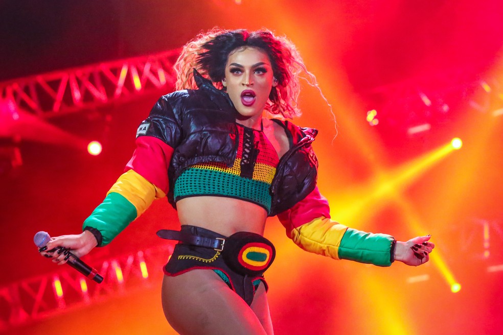 Pabllo Vittar faz show no Planeta Atlântida 2018 (Foto: Marcos Nagelstein / Agência Preview )