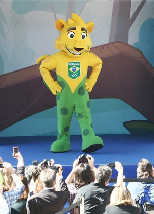 Dia Olímpico Ginga mascote time brasil (Foto: Roberto Castro / ME)