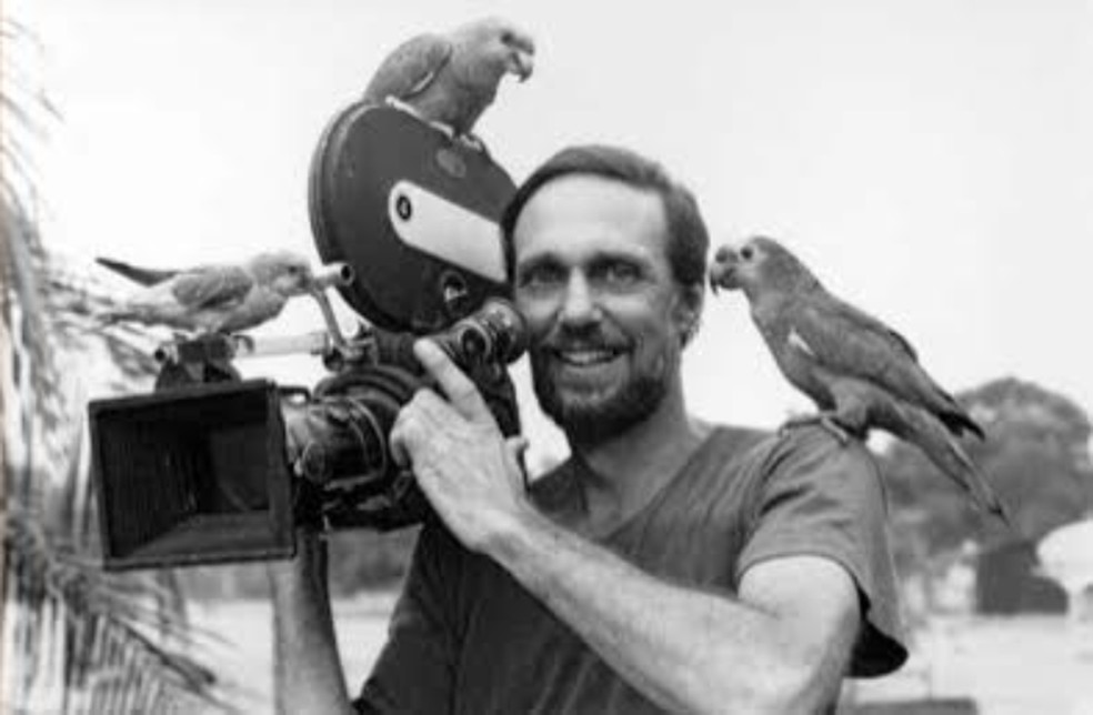 Jorge Bodanzky, na década de 1970, durante filmagens na Amazônia - tema que orientou toda a trajetória como cineasta — Foto: Divulgação