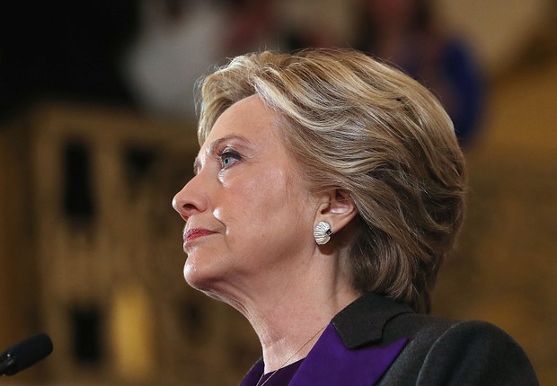 Hillary Clinton, candidata democrata à presidência dos EUA, faz discurso após perder a disputa (Foto: Justin Sullivan/Getty Images)